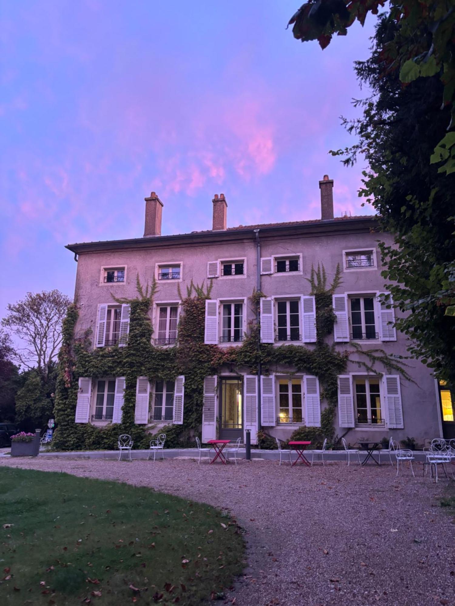 Logis Hotel Du Parc Pont-a-Mousson Exterior photo